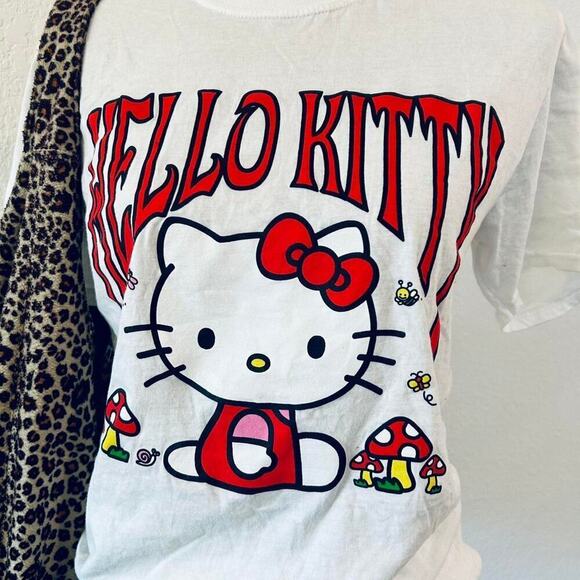 Hello Kitty graphic tee with mushroom 🍄 accents - Picture 2 of 4